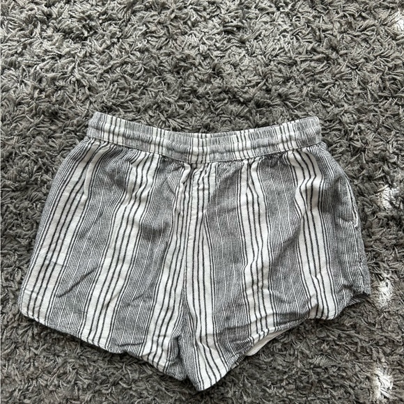 Hollinger flow shorts - Picture 4 of 4